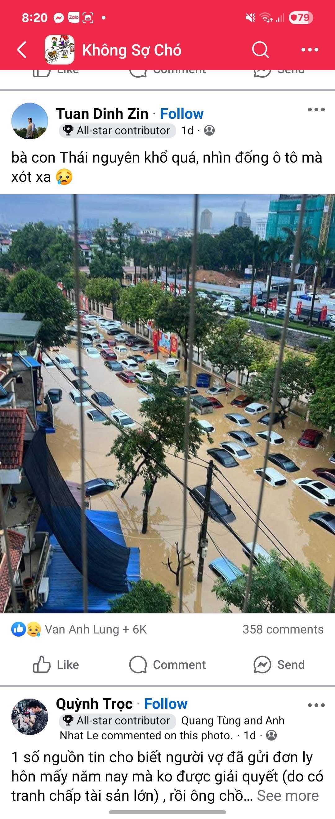 Xe cộ bị ngập trong nước lũ
